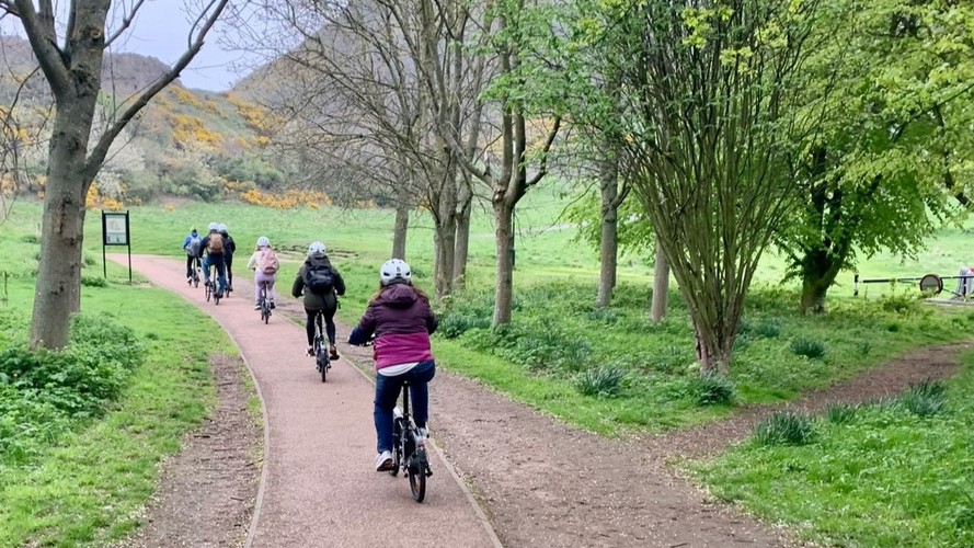 A Wee Pedal Tickets Sightseeing Bike Tours in Edinburgh