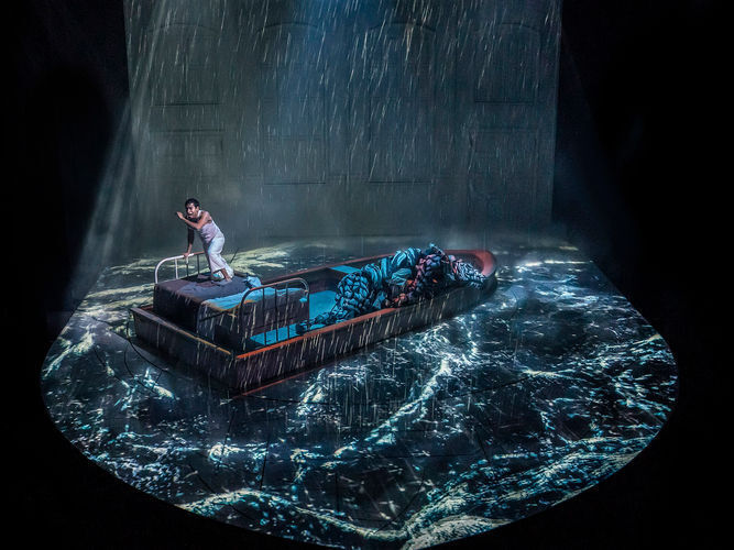 Life Of Pi (Review – Onstage) – 2nd from Bottom