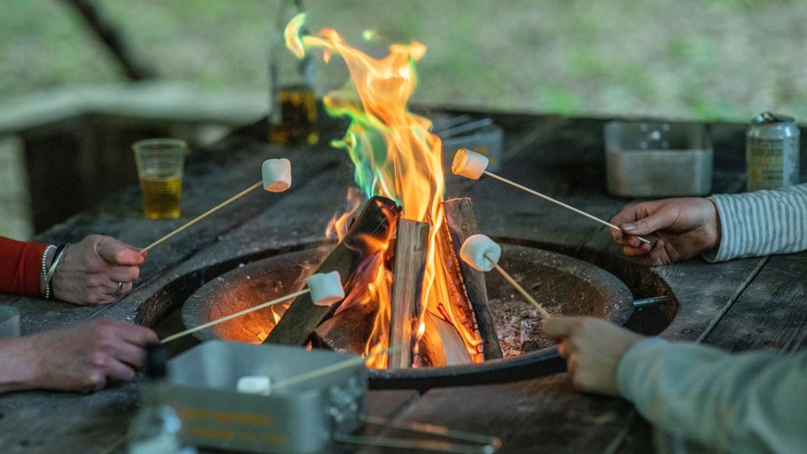 Private Campfire & AxeThrowing Fat Squirrel Outdoor