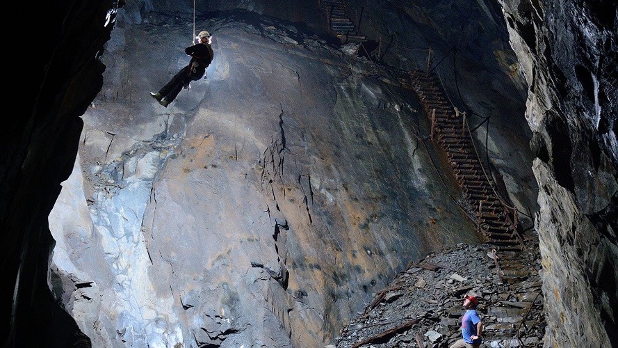 5% off Go Below Tickets - Extreme Caving North Wales