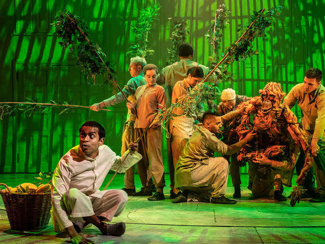 Life Of Pi (Review – Onstage) – 2nd from Bottom